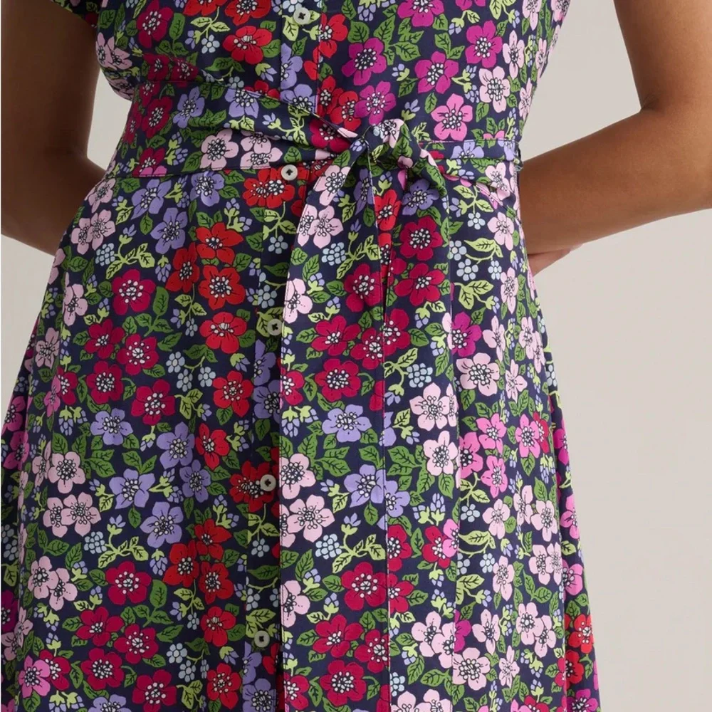 UNTUCKit Red and Pink Puff Sleeve Midi Sundress - Picture 2 of 3